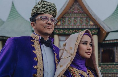 Seleb on The Spot: Momen Sweet Laudya C. Bella dan Engku Emran Usai Nikah, No 5 Bikin Ngiri!