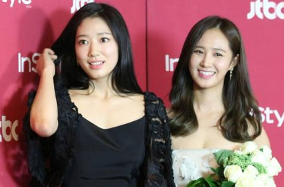 Usai Selena Gomez, Park Shin Hye Adu Pose Imut Bareng Yuri SNSD