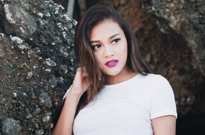 Tulis Pesan Soal Cewek Sok Artis, Aurel Hermansyah Sindir Siapa?