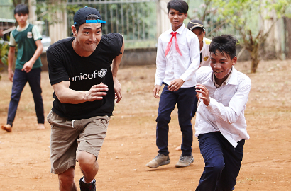 Kontribusi untuk Anak-Anak Seluruh Dunia, Siwon SuJu Dapat Apresiasi dari UNICEF