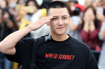 Jadi Tentara Paling Ganteng, Ji Chang Wook Pede Pamer Paha Saat Wamil