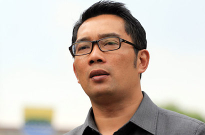 Ikut Bintangi Film 'Total Chaos' dan Promosi, Ridwal Kamil Digoda Netter