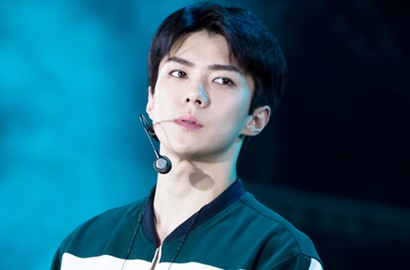 Dapat Kejutan dari EXO-L Indonesia di Fansigning, Begini Reaksi Sehun