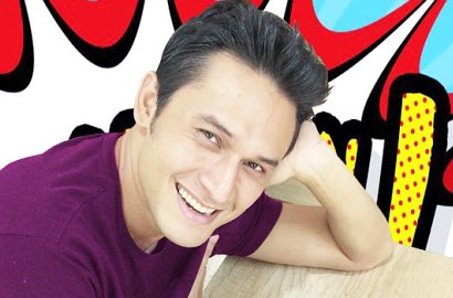 Usia 36 Tahun Belum Nikah, Indra L. Bruggman Disindir Keluarga