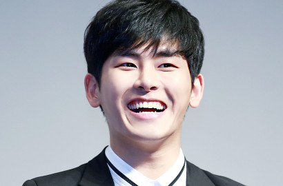 Perdana Nyanyi Usai Tinggalkan Infinite, Hoya Cover 'Love Yourself' Justin Bieber
