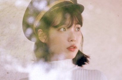 Tampil di Depan Publik Jelang Comeback, IU Bikin Terpukau dengan Warna Rambut Baru