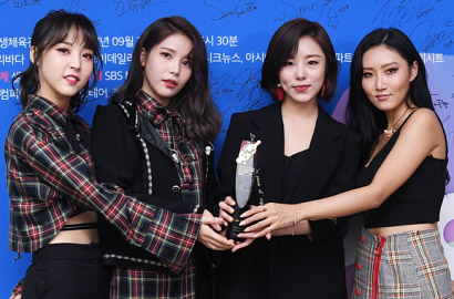 Pidato Kemenangan di Sela Nyanyi 'Yes I Am' di SOBA 2017, Mamamoo Dipuji Fantastis