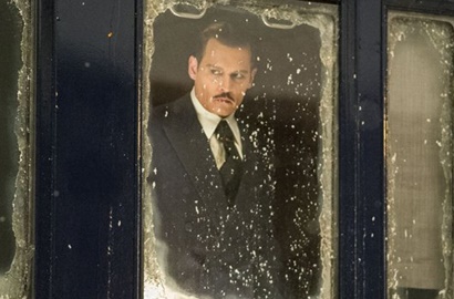 Johnny Depp Tewas di Trailer 'Murder on the Orient Express'?