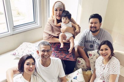 Fans Rayakan Ultah Pernikahan Orangtua Raisa, Foto Lawas Sang Bunda Bikin Syok