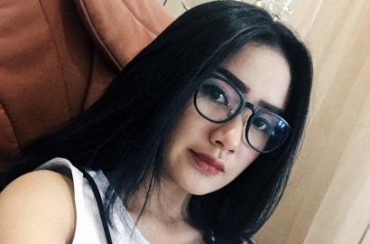 Cita Citata Pamer Dapat Bunga Cantik, Jahatnya Netter Beri Komentar Julid