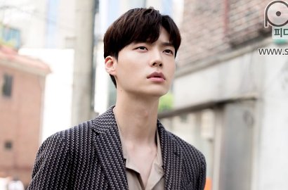 'Reunited Worlds' Tamat, Ahn Jae Hyun Ungkap Asyiknya Proses Syuting Bak Pergi Liburan