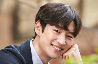 Takut Membosankan, Lee Je Hoon Akui Dirinya yang Minta Diundang ke 'Three Meals a Day'