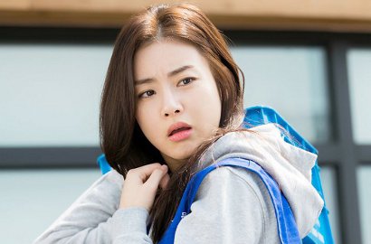 Sibuk Antar Galon Hingga Tukang Parkir, Kang Sora Tetap Memesona di 'Revolution of Love'?