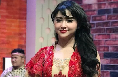Promo 'Pesbukers' untuk 'Panasonic Gobel Awards 2017', Dewi Persik Didukung Fans