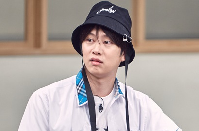 Tersipu Usai Dapat Kedipan Mata Jin BTS di 'Ask Us Anything', Heechul Bikin Netter Ngakak
