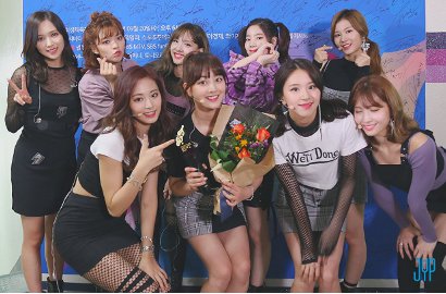 Comeback Dikonfirmasi, Album Baru Twice Bakal Bertemakan Halloween?