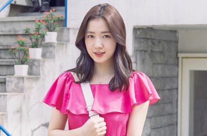Akhirnya Muncul di 'Age of Youth 2', Hwayoung Sukses Disambut Histeris