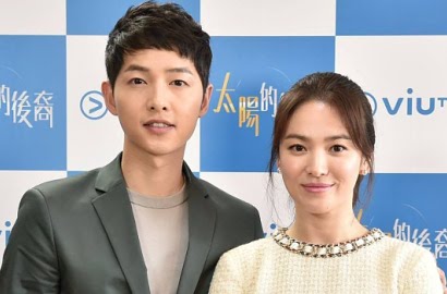 Liburan ke Paris, Manisnya Song Joong Ki-Song Hye Kyo Gandengan di Mall