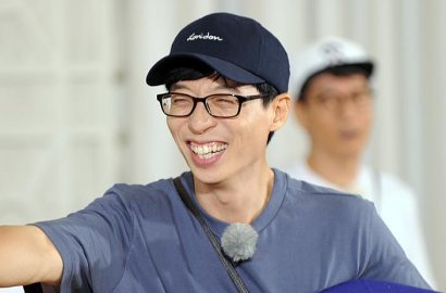 Tanggalkan Atribut Artis, Begini Gaya Yoo Jae Seok Saat Hadiri Acara di Sekolah Anak