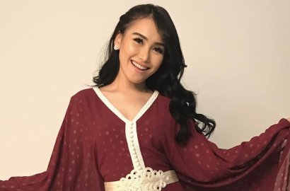 Bikin Sayembara Berhadiah Umrah, Ayu Ting Ting Menangkan Keluarga Sendiri?