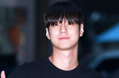 Nenek Meninggal Dunia, Go Kyung Pyo 'Reply 1988' Syok Berat