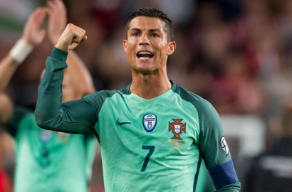 Perut Sang Kekasih Makin Membuncit, Ini Dia Jenis Kelamin Anak Keempat Cristiano Ronaldo