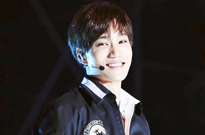 Bak Pilot, Kai EXO Super Tampan Saat Hadiri Acara Fashion Ini