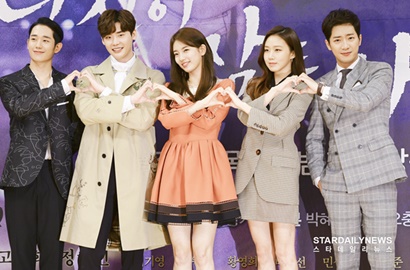 Promosi 'While You Were Sleeping', Lee Jong Suk Pamer Foto Keren Bareng Suzy cs