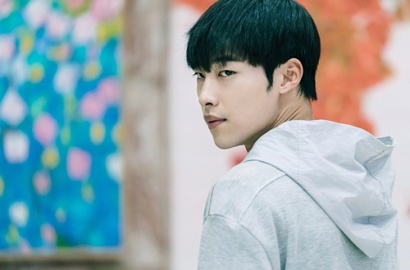 Awas Kesengsem Gantengnya Woo Do Hwan 'Save Me' Berkacamata di 'Mad Dog'