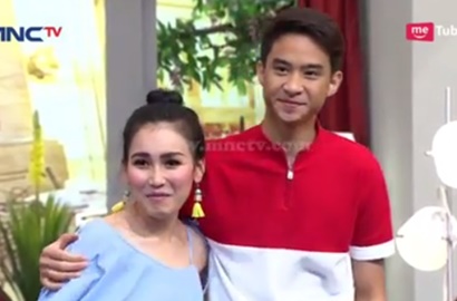 Ayu Ting Ting Peluk Putra Iis Dahlia, Ruben Onsu: Emang Ceweknya Kegatelan