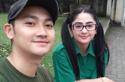 Asisten Kaget Dewi Persik Mau Nikah, Manajer Ganteng Pamer Bukti Cinta