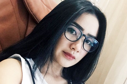 Unggah Foto Bule Diduga Pacar, Cita Citata Malah Dicibir Cari Sensasi Karena Ini