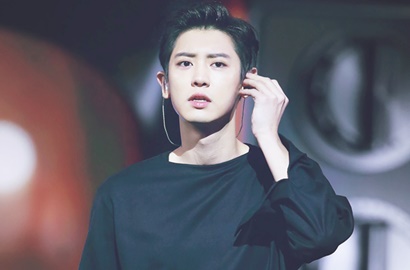 Usung Gaya Retro di Sampul Majalah, Begini Penampilan Chanyeol