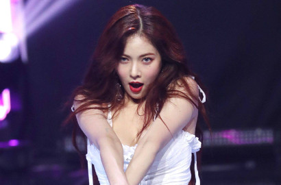 Video HyunA Lakukan Ini Saat Promo Comeback 'Babe' Viral, Netter Melongo