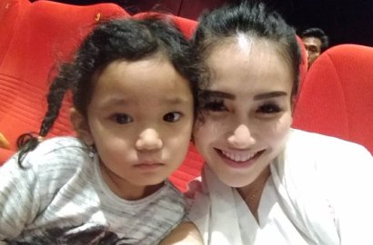 Busana Bilqis Undang Paedofil Hingga Diayun Kasar, Netter Salahkan Ortu Ayu Ting Ting