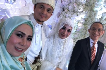 Undangan Resepsi Laudya C. Bella di Indonesia Tersebar, Melly Goeslaw Belum Terima?