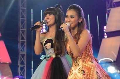 Heboh Ayu Ting Ting Pamer Selfie Akrab Bareng Via Vallen, Cantik Siapa?