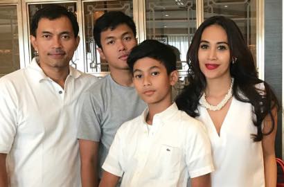 Awet Muda di Usia 40an, Diah Permatasari Dipuji Mirip Kakak-Adik dengan Putranya