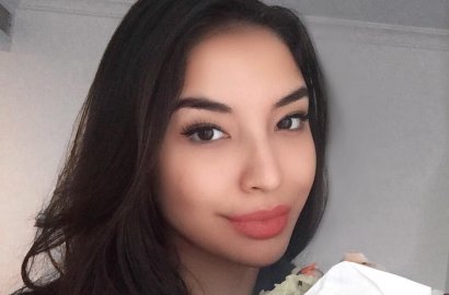 Digosipkan Jadi 'Teman Spesial' Zack Lee, Manohara Kepergok Jalan Bareng Cowok