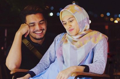Mario Irwinsyah Dituding Tak Adzankan Anak, Ratu Anandita Murka