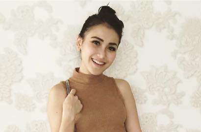 Ayu Ting Ting Cemberut Dipuji Mirip Song Hye Kyo, Netter: Gak Rela Dunia Akhirat