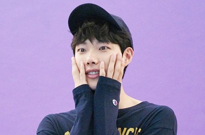 Makin Ganteng Sejak Ketahuan Pacaran, Ryu Jun Yeol Bikin Gemes di Foto-Foto Ini