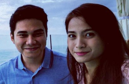 Acha Septriasa Unggah Foto Bayinya Dipangku Suami, Netter: Cantik Kayak Bule