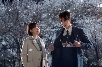 Awas Baper Lagi, 'WYWS' Bocorkan Foto Ciuman Mesra Lee Jong Suk dan Suzy