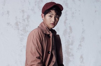 Girangnya Song Joong Ki Gendong Bayi Jelang Hari Pernikahan, Siap Jadi Bapak?