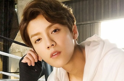 Bingung Pilih Baju Buat Kencan Bareng Pacar, Lucunya Luhan Minta Saran Fans