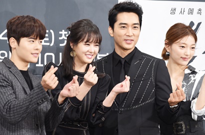 Kompak Serba Hitam, Serasinya Song Seung Heon dan Go Ara di Preskon 'Black'