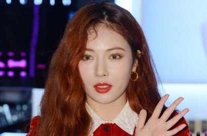 Jadi Simbol Seks, HyunA Pose Seksi Menggoda di Sampul Majalah 'Dazed'