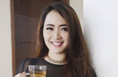 'Ditindih' Eko Patrio dan Nassar, Netter Sebut Vega Darwanti Alami Pelecehan Seksual