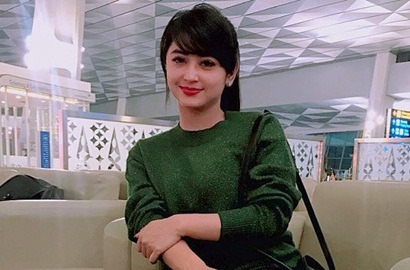 Unggah Foto Ini, Dewi Persik Syuting Versi Baru 'Si Manis Jembatan Ancol' Bareng Ozy Syahputra?